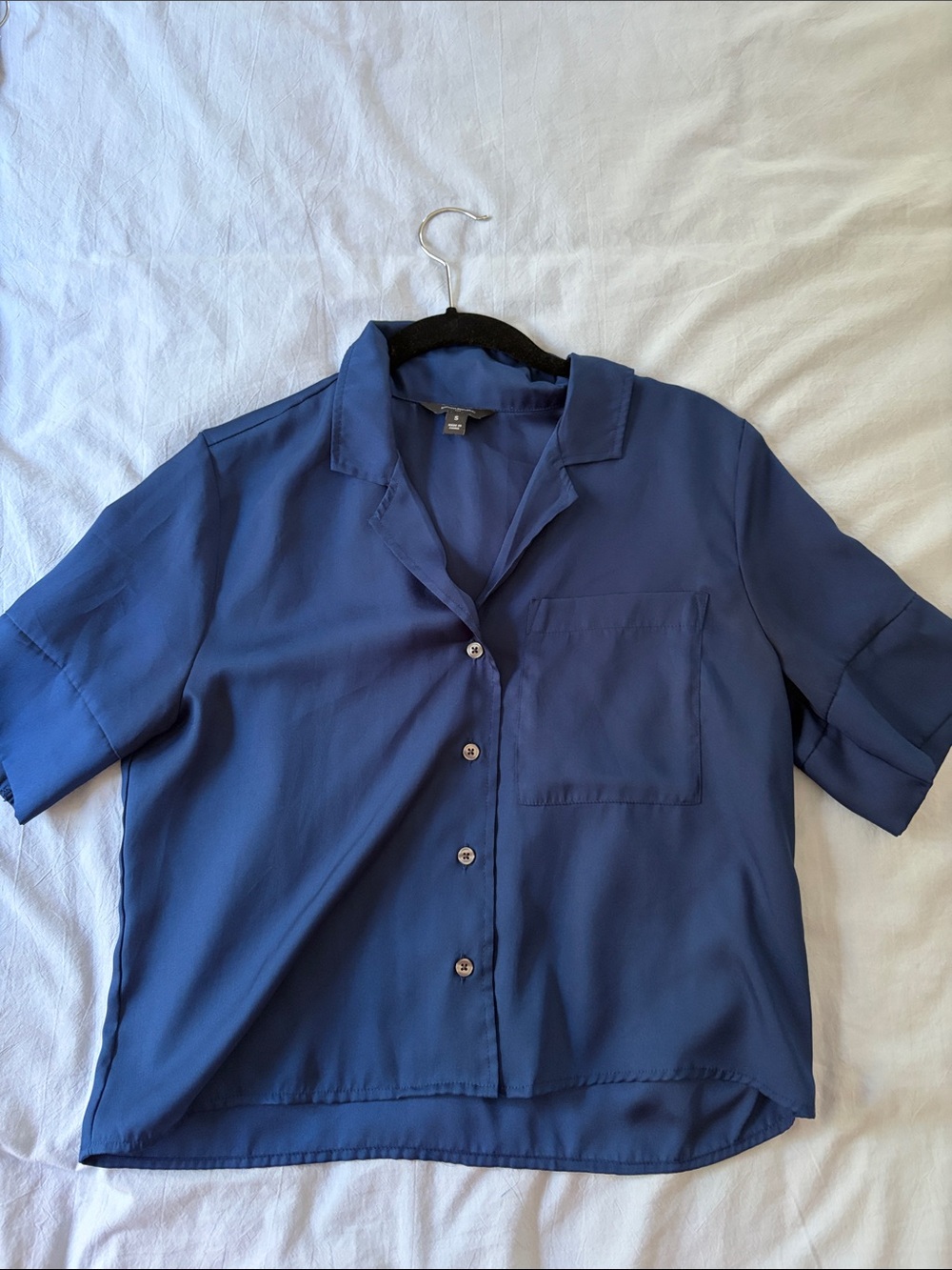 Banana Republic Short-Sleeve Button Front Top in Navy Blue